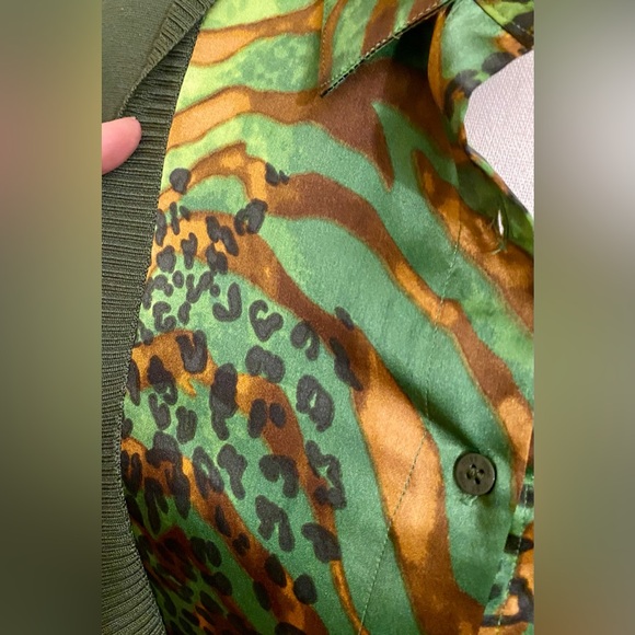 MISS TINA Sweater w/ Attached Shirt; Green w/ gold accents; Large; NWOT. - Picture 6 of 8